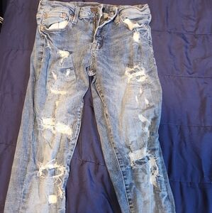 Aeropostale Men's Size 29x32 Light Wash Distressed Athletic Skinny Denim Jeans